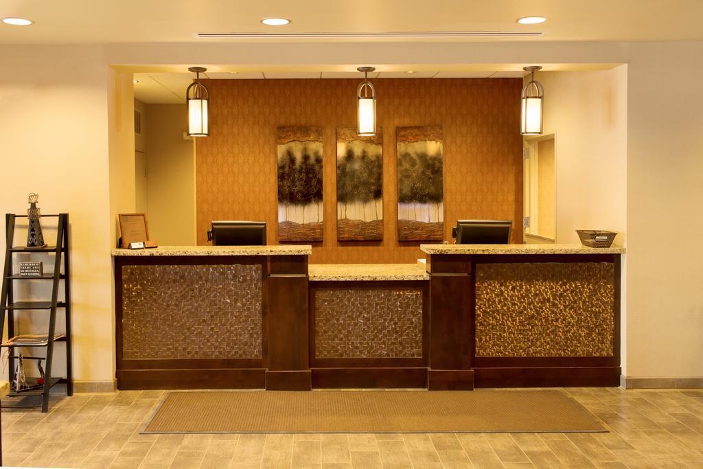 Little Missouri Inn & Suites Watford City Экстерьер фото