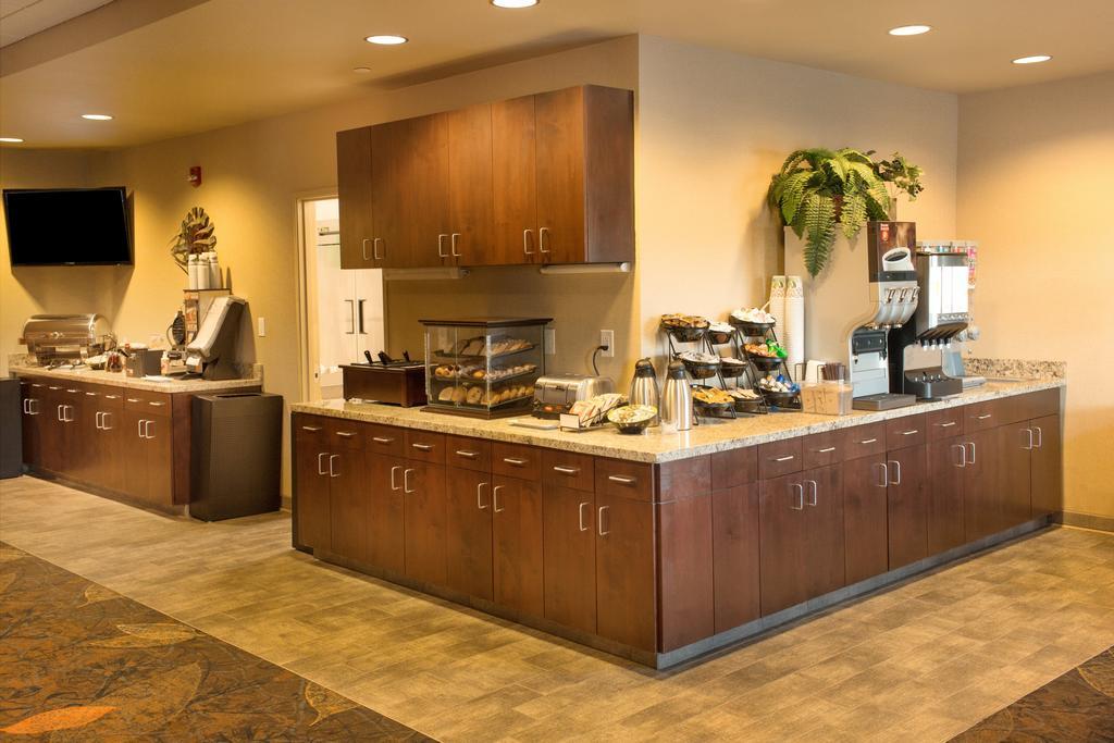 Little Missouri Inn & Suites Watford City Экстерьер фото