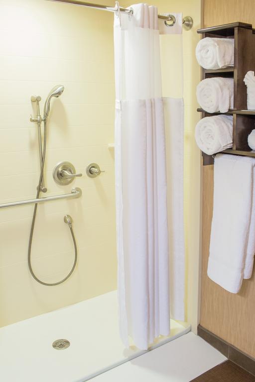 Little Missouri Inn & Suites Watford City Экстерьер фото