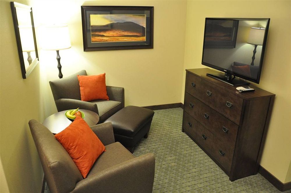 Little Missouri Inn & Suites Watford City Экстерьер фото